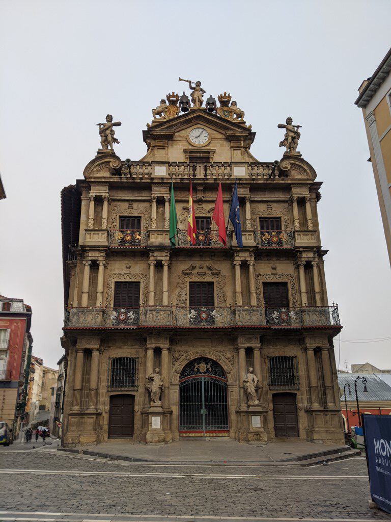 Schönes Gebäude in Pamplona